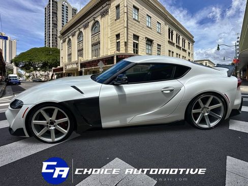 Used 2023 Toyota Supra RWD image 3