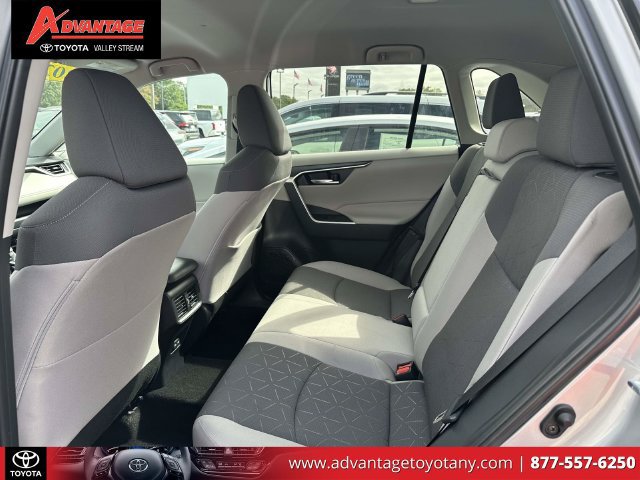 Certified 2025 Toyota RAV4 XLE AWD/4WD image 14