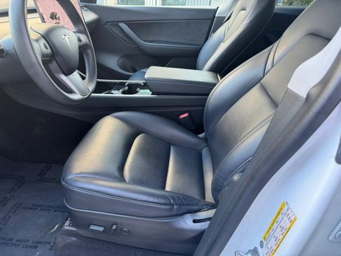 Used 2023 Tesla Model Y Long Range AWD/4WD image 12