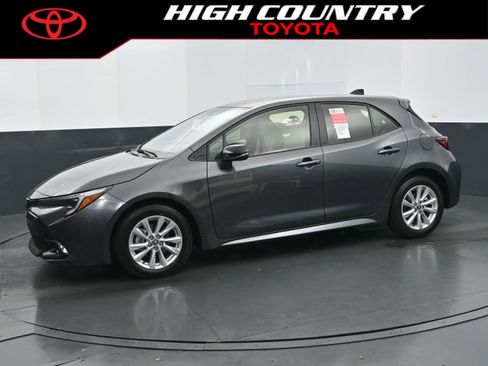 New 2026 Toyota Corolla SE image 2