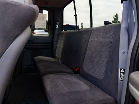 Used 2002 Ford F250 XLT image 17