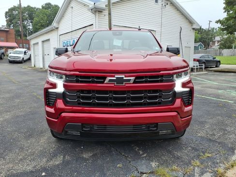 Used 2023 Chevrolet Silverado 1500 RST w/ Convenience Package II AWD/4WD image 2