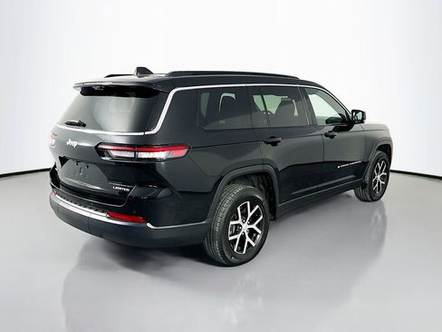 Used 2024 Jeep Grand Cherokee L Limited w/ Luxury Tech Group II AWD/4WD image 7