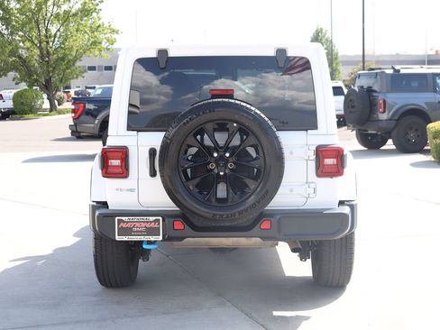 Used 2024 Jeep Wrangler Unlimited Sahara AWD/4WD image 5