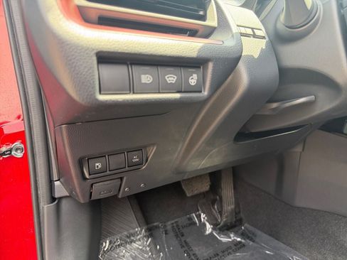 Used 2024 Toyota Prius Prime FWD image 22