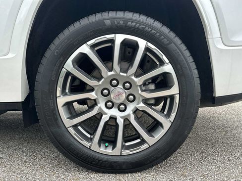 Used 2023 GMC Acadia Denali w/ Denali Ultimate Package AWD/4WD image 21