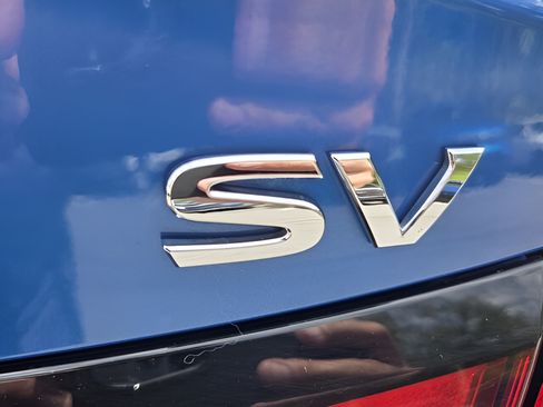 Used 2024 Nissan Versa SV FWD image 31