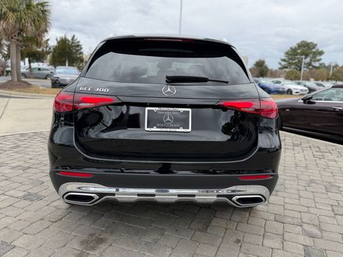 New 2026 Mercedes-Benz GLC 300 image 9