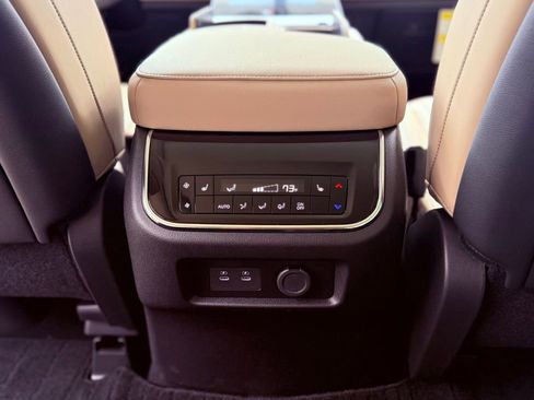 New 2026 INFINITI QX80 Pure RWD image 31