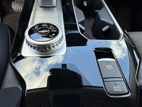 New 2026 Mitsubishi Outlander SE FWD image 34