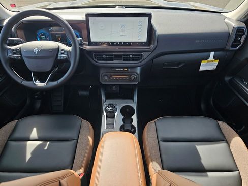 New 2025 Ford Bronco Sport Outer Banks image 9