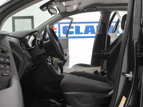 Used 2020 Chevrolet Trax LS w/ Tint and Cruise Package image 15