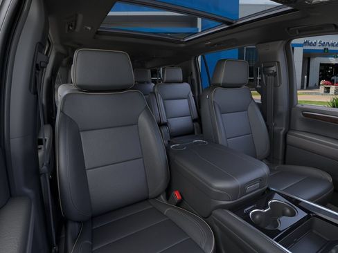 New 2026 Chevrolet Suburban Premier w/ Sun And Tow Package AWD/4WD image 16
