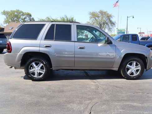 Used 2007 Chevrolet TrailBlazer LT w/ LT Preferred Equipment Group AWD/4WD image 6