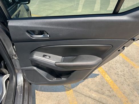 Used 2022 Nissan Altima 2.5 SR FWD image 26