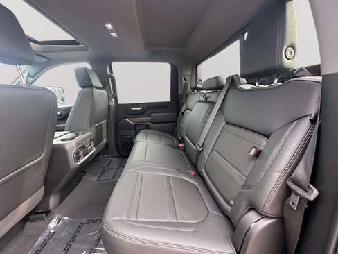 Certified 2023 GMC Sierra 2500 Denali w/ Denali Ultimate Package image 35