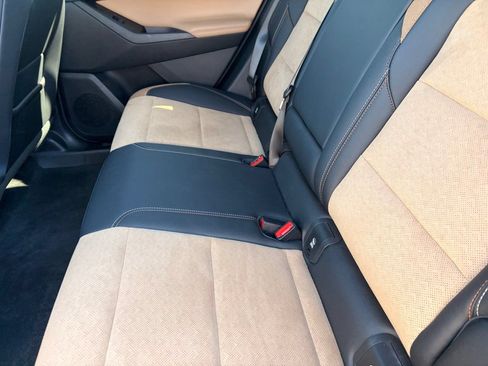 Used 2025 Chevrolet Equinox ACTIV w/ Safety and Technology Package FWD image 16