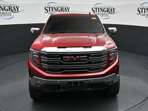Used 2024 GMC Sierra 1500 SLT w/ SLT Premium Plus Package AWD/4WD image 10
