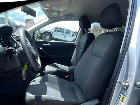 Used 2019 Volkswagen Tiguan S w/ Driver Assistance Package FWD image 10