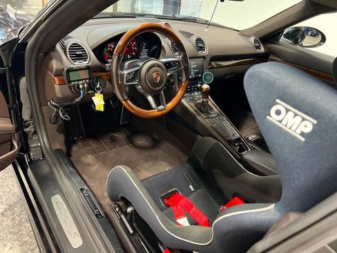 Used 2017 Porsche 718 Cayman S image 20