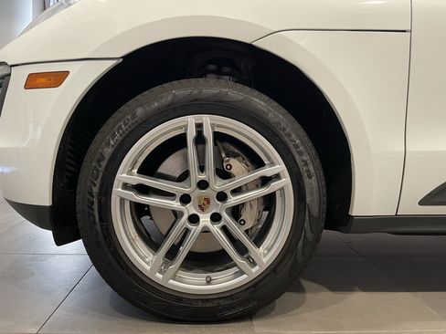 Used 2016 Porsche Macan S AWD/4WD image 7