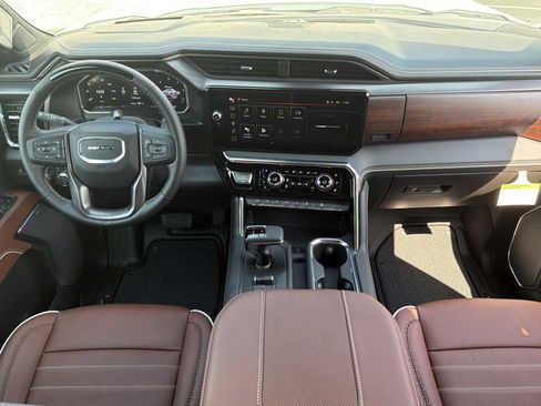 New 2026 GMC Sierra 1500 Denali Ultimate AWD/4WD image 2