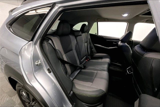 Used 2024 Subaru Outback Onyx Edition AWD/4WD image 26