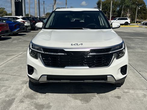 New 2026 Kia Seltos S image 3