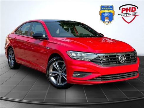 Used 2020 Volkswagen Jetta R-Line FWD image 1