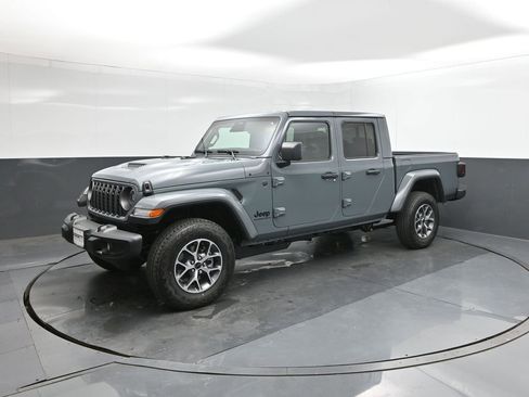 New 2026 Jeep Gladiator Sport AWD/4WD image 30