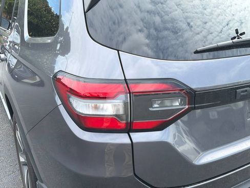 Used 2025 Honda Pilot Touring image 18