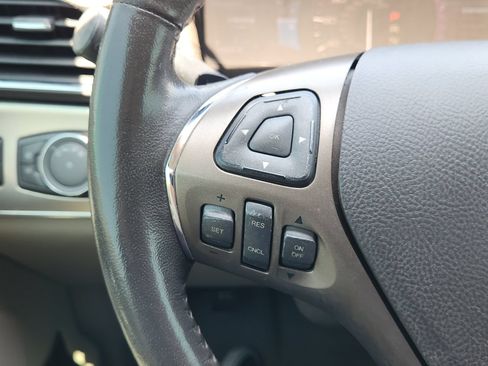 Used 2013 Lincoln MKX AWD image 31