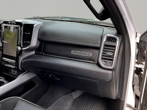 Used 2022 RAM 1500 Laramie w/ Sport Appearance Package AWD/4WD image 27