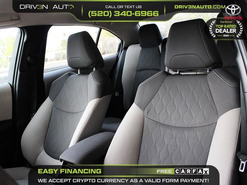 Used 2020 Toyota Corolla LE w/ Carpet Mat Package (TMS) FWD image 10