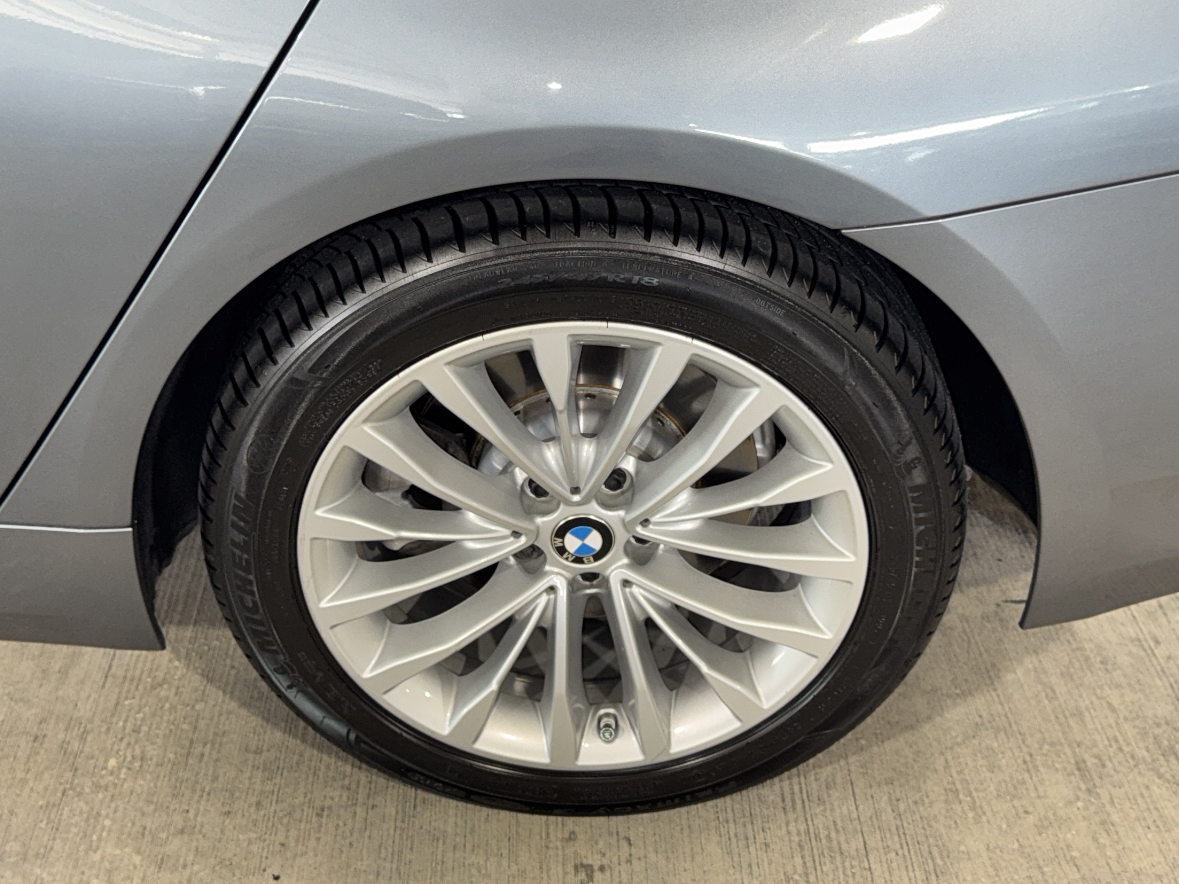 Used 2022 BMW 530i w/ Premium Package RWD image 36