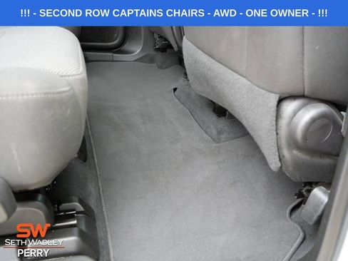 Used 2023 Chevrolet Traverse LT image 13