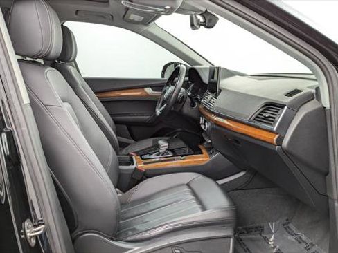 Used 2023 Audi Q5 2.0T Premium image 22