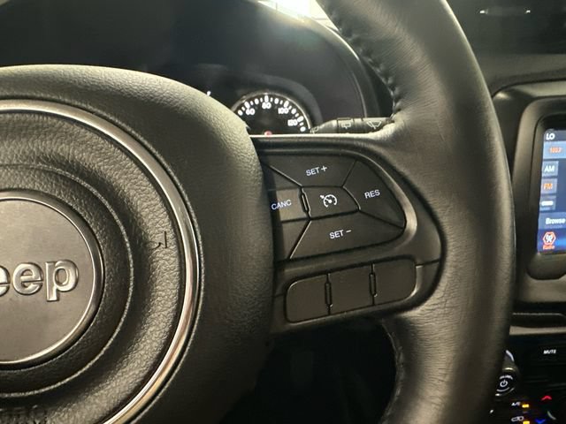 Used 2020 Jeep Renegade Altitude AWD/4WD image 16
