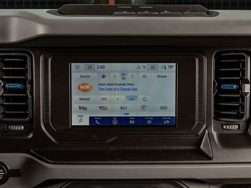 Used 2022 Ford Bronco Black Diamond image 24