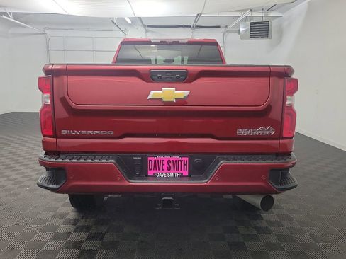 Used 2024 Chevrolet Silverado 2500 High Country w/ High Country Premium Package image 8