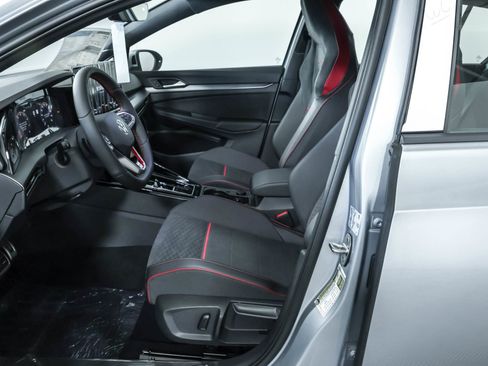 New 2025 Volkswagen GTI SE image 5
