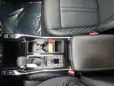 Certified 2023 Kia Sorento SX AWD/4WD image 21