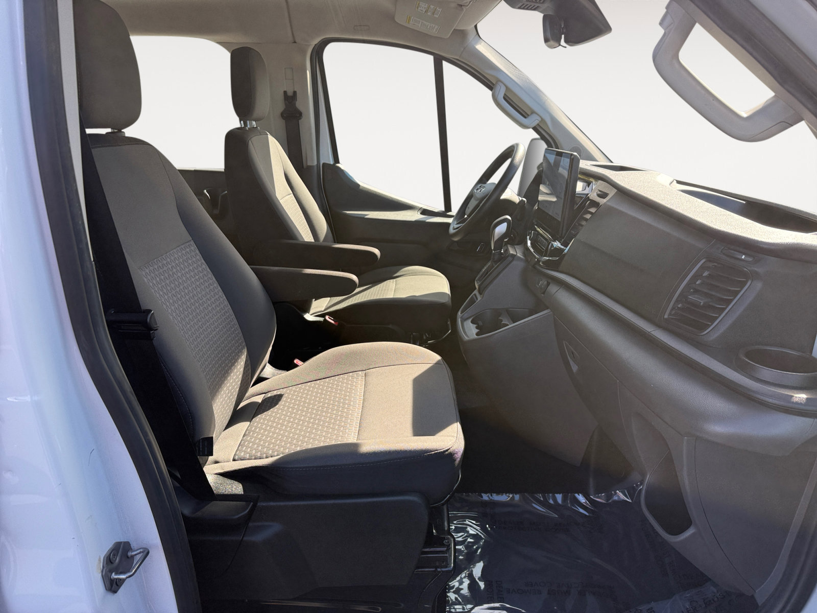 Certified 2024 Ford Transit 350 XLT RWD image 18