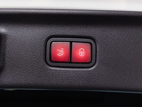 Certified 2023 Mercedes-Benz S 580e 4MATIC Sedan image 35