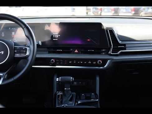 Used 2023 Kia Sportage X-Line image 11