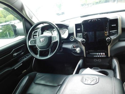 Used 2022 RAM 1500 Laramie AWD/4WD image 6