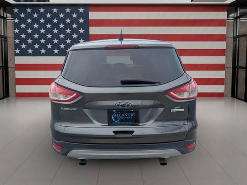 Used 2016 Ford Escape SE FWD image 18