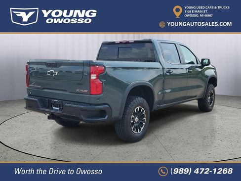 Used 2025 Chevrolet Silverado 1500 ZR2 w/ Technology Package AWD/4WD image 3