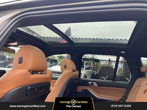 Used 2022 BMW X5 xDrive40i w/ M Sport Package image 14