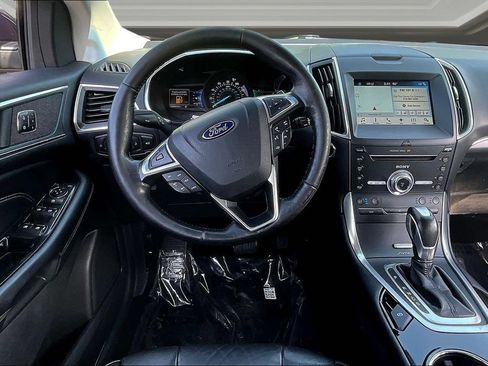 Used 2017 Ford Edge Titanium w/ Equipment Group 301A AWD/4WD image 8